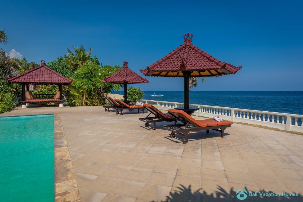 Villa Namaste - Beachfront At Lovina 10P, Pool, Bbq Banjar  Ngoại thất bức ảnh